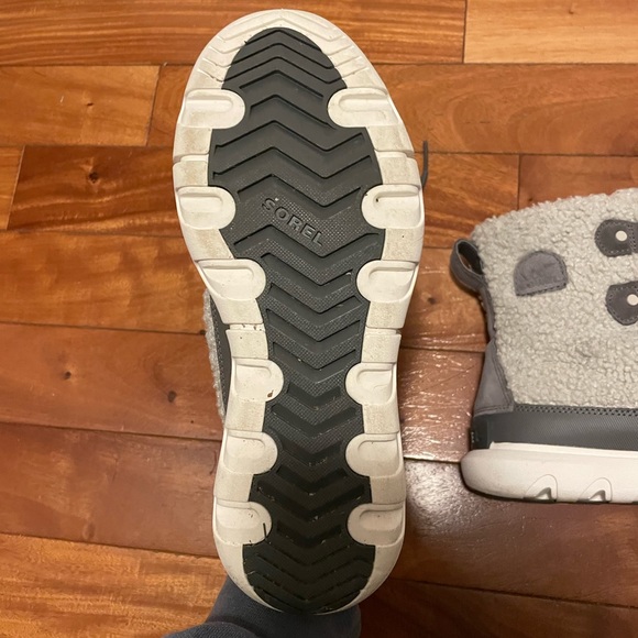 Sorel Boots - Picture 6 of 8